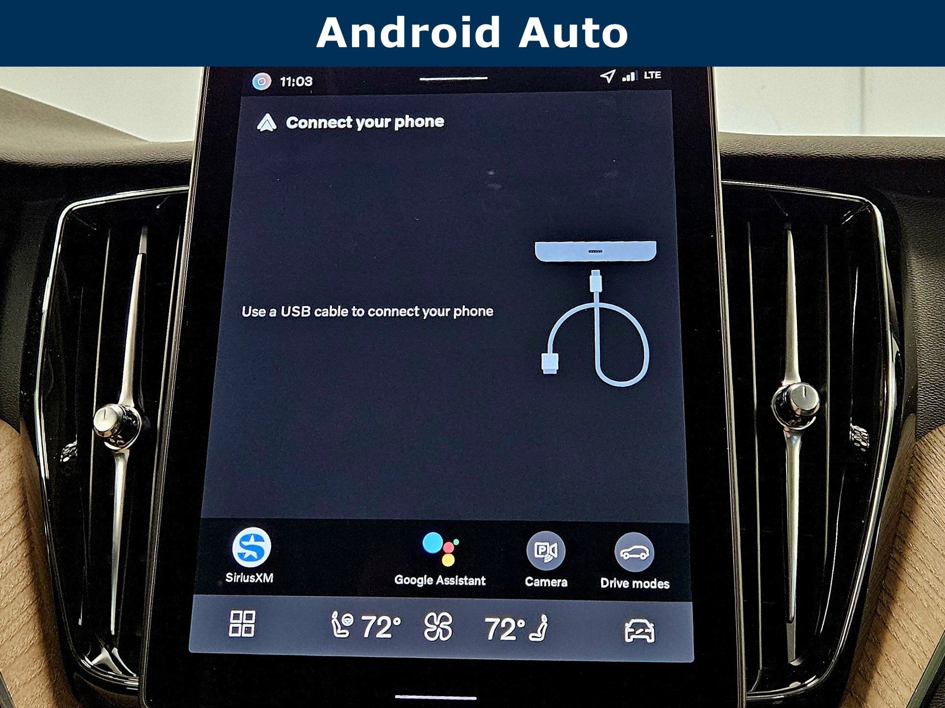 2026 Volvo XC60 Plus