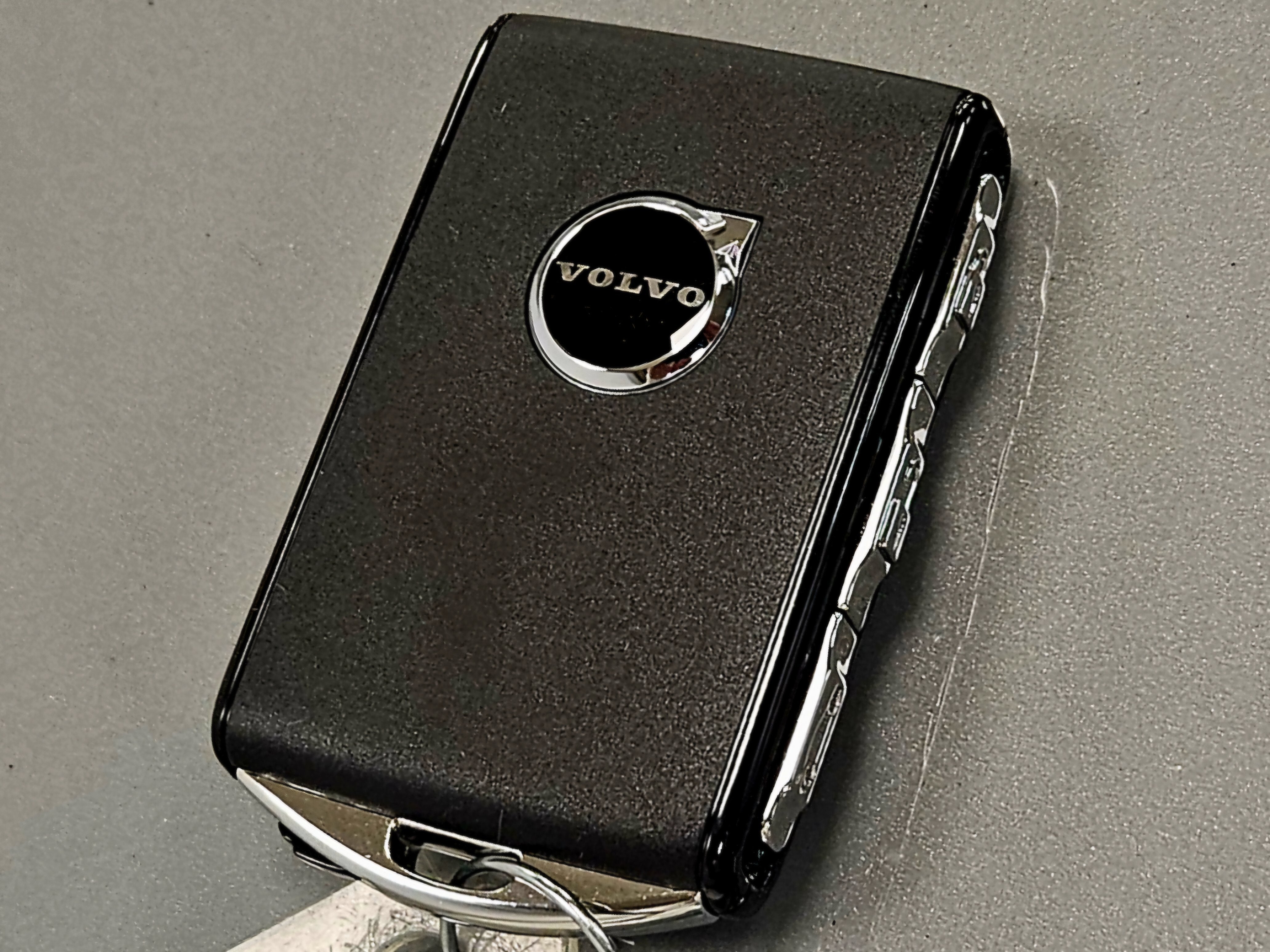 2026 Volvo XC60 Plus