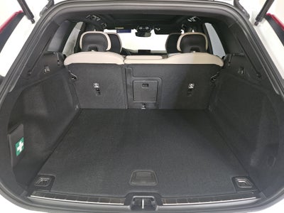 2026 Volvo XC60 Plus