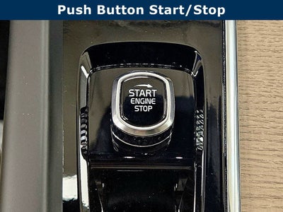 2026 Volvo XC60 Plus