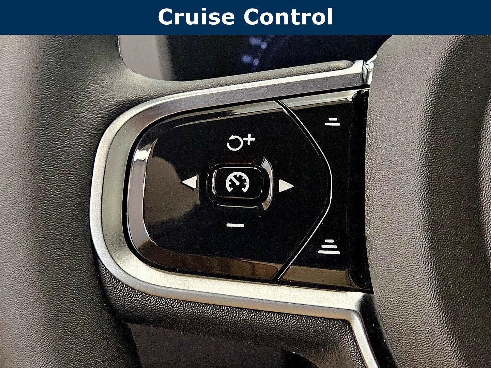 2026 Volvo XC60 Plus