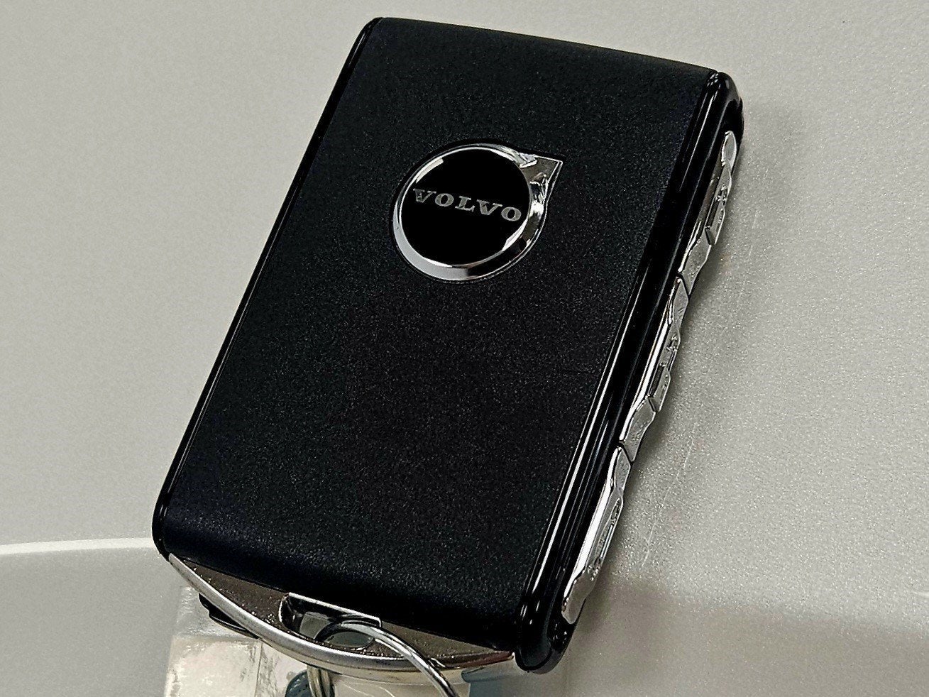 2026 Volvo XC60 Plus