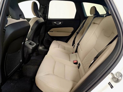 2026 Volvo XC60 Plus