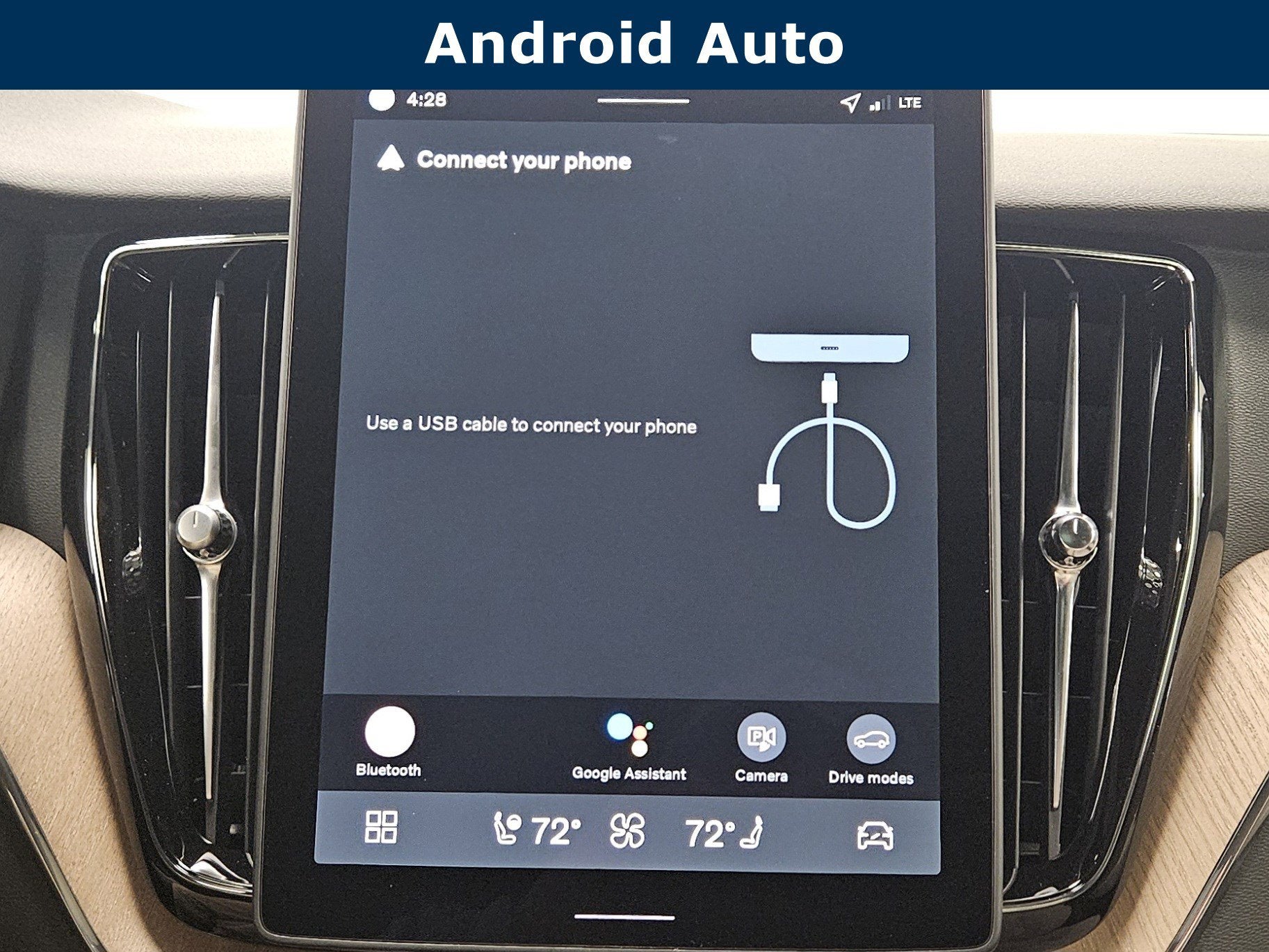 2026 Volvo XC60 Plus