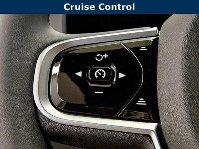 2026 Volvo XC60 Plus