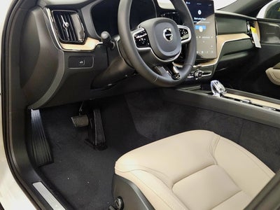 2026 Volvo XC60 Plus