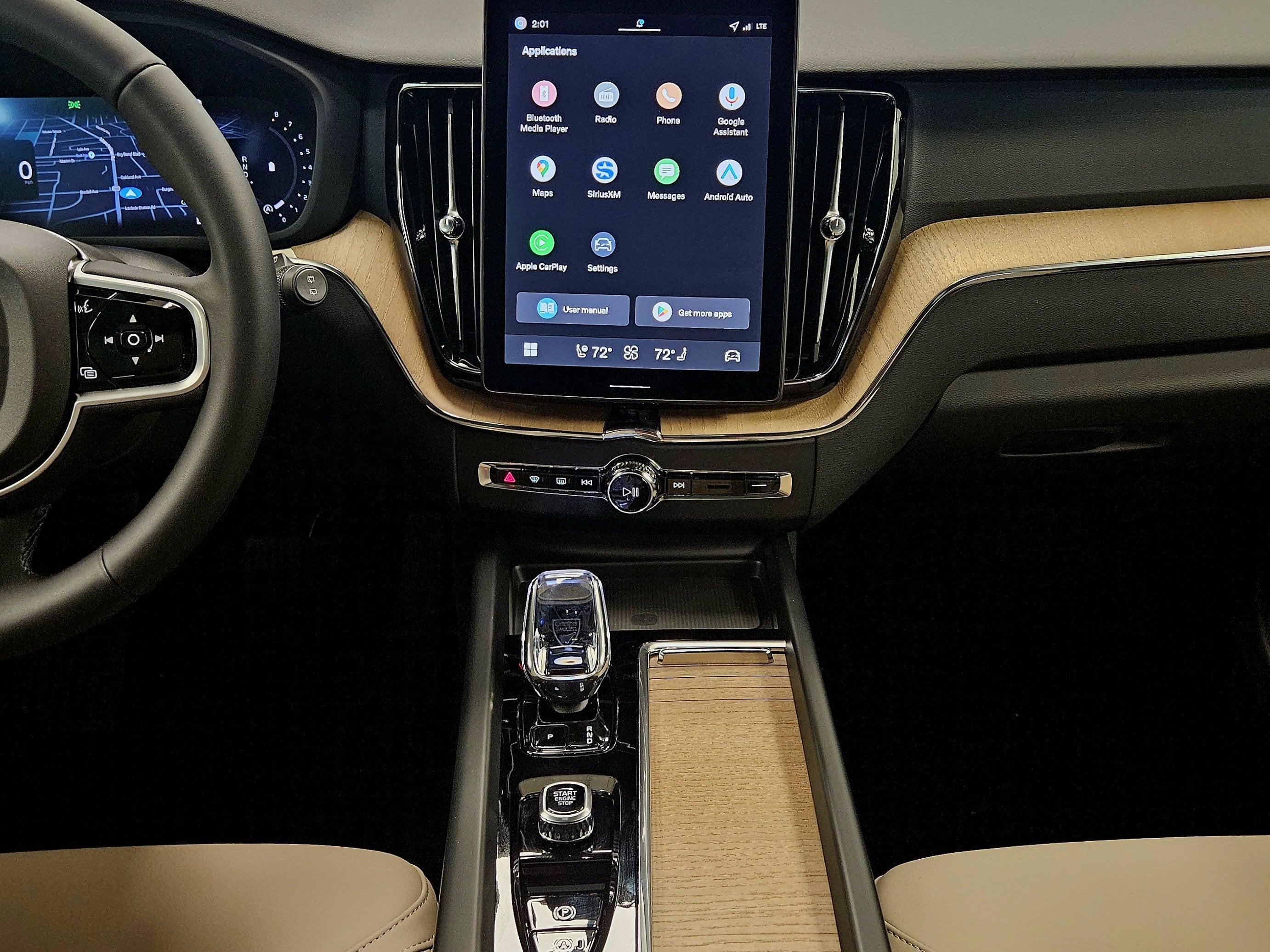 2026 Volvo XC60 Plus