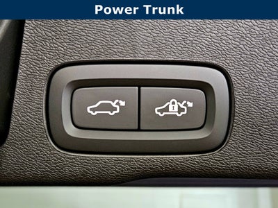 2026 Volvo XC60 Plus