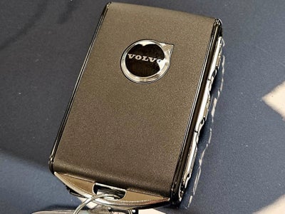 2026 Volvo XC60 Plus