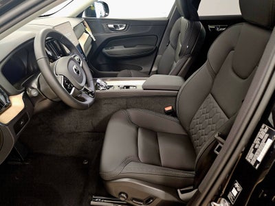 2026 Volvo XC60 Plus