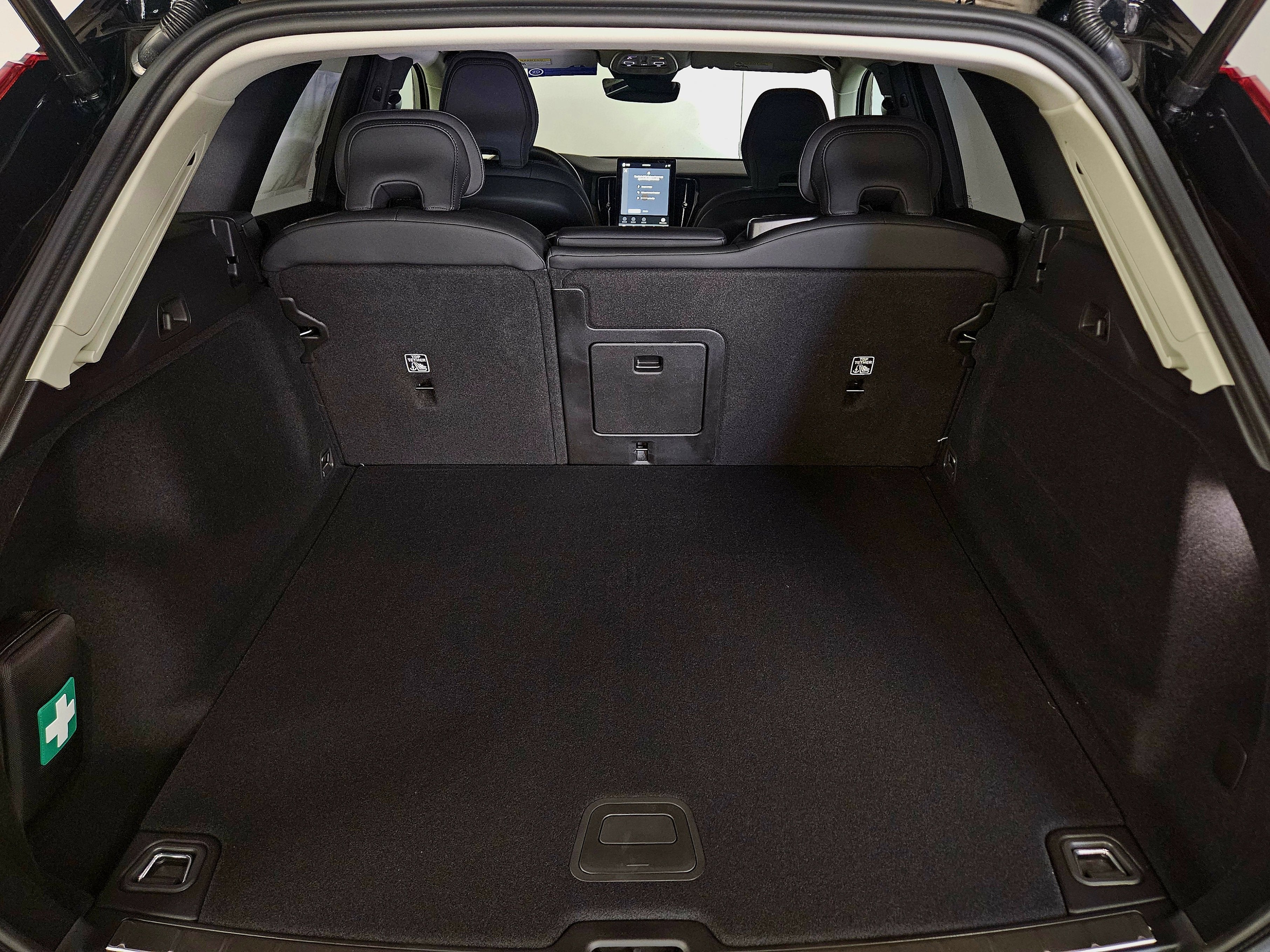 2026 Volvo XC60 Plus