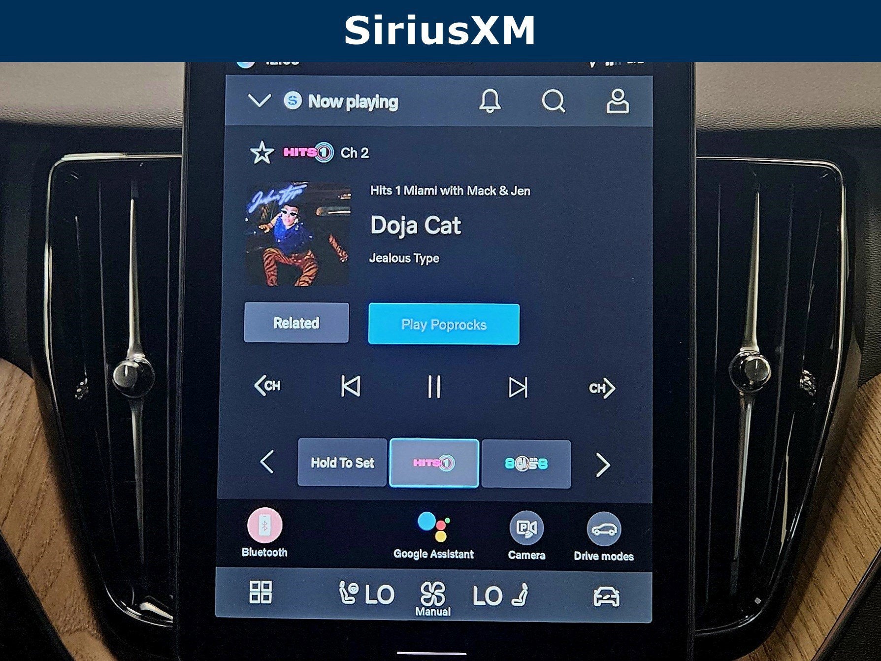 2026 Volvo XC60 Plus