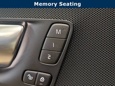 2026 Volvo XC60 Plus