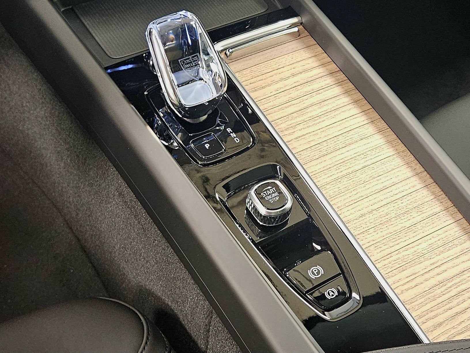 2026 Volvo XC60 Plus