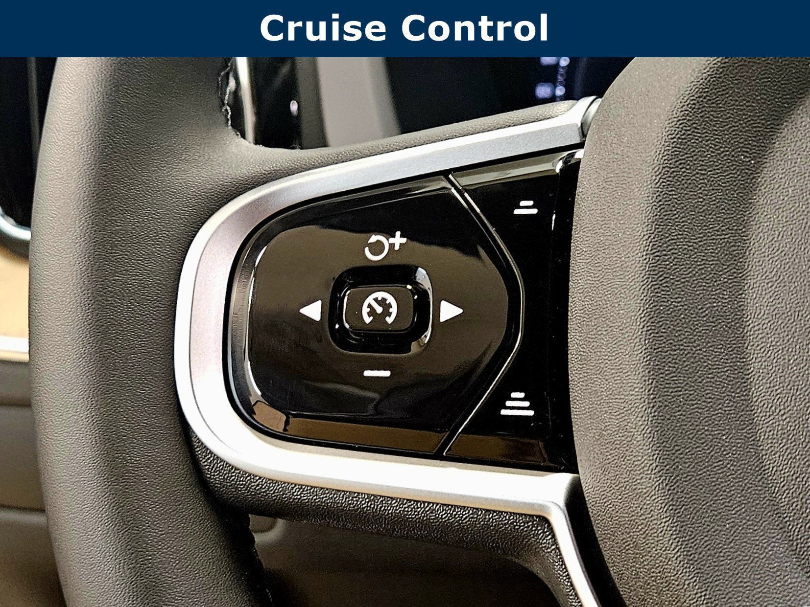 2026 Volvo XC60 Plus