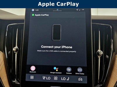 2026 Volvo XC60 Plus