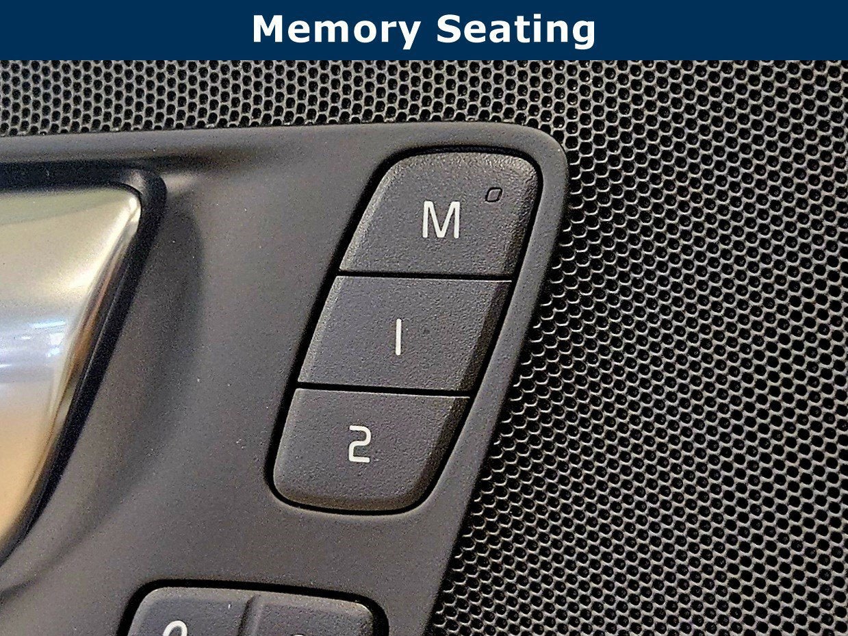 2026 Volvo XC60 Plus