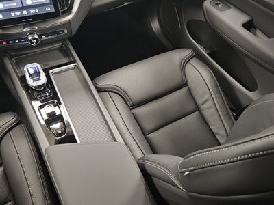 2026 Volvo XC60 Ultra Black Edition