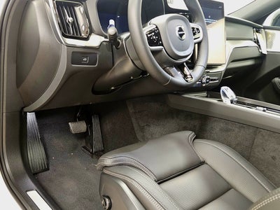 2026 Volvo XC60 Ultra Black Edition