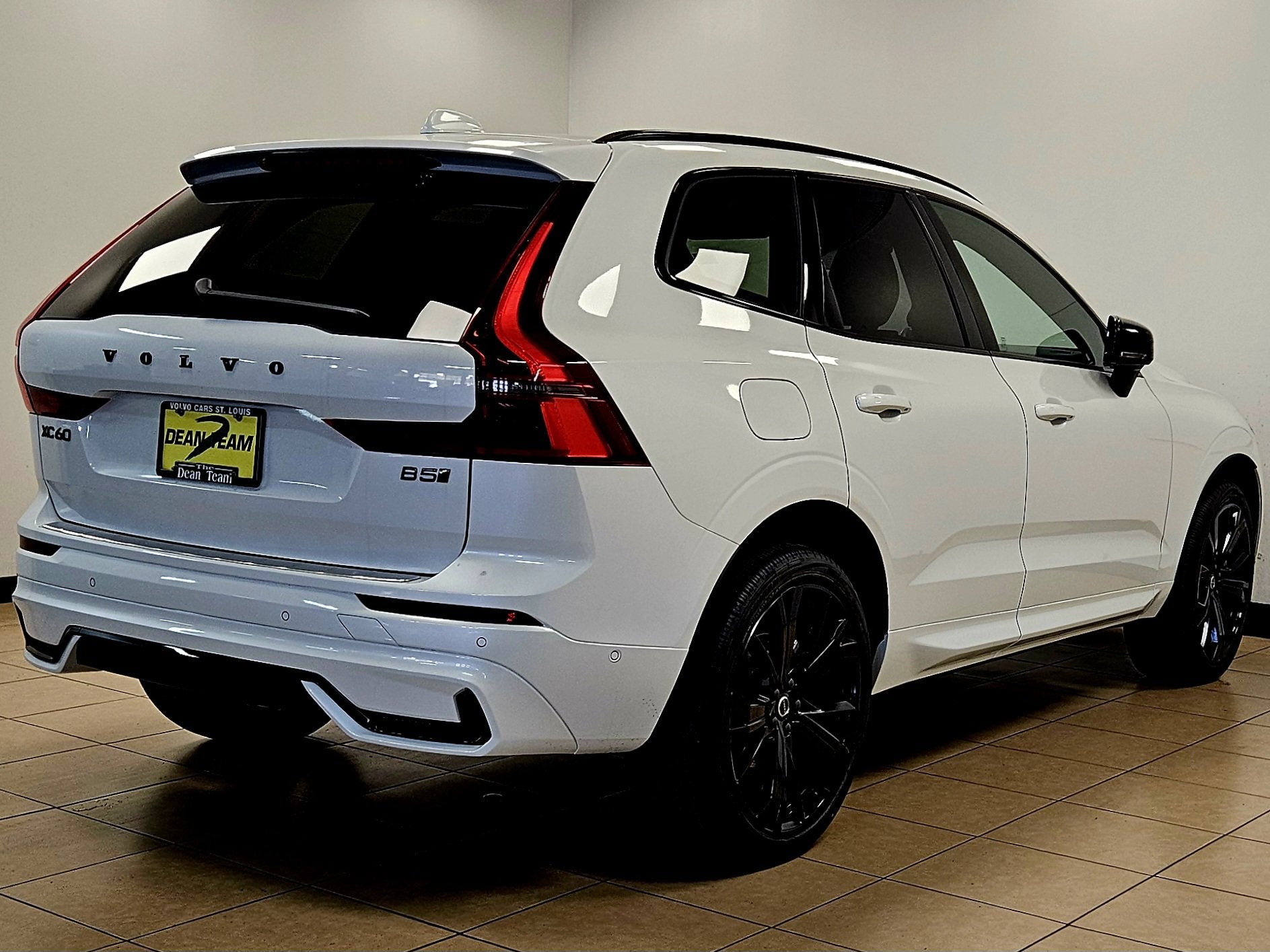 2026 Volvo XC60 Ultra Black Edition