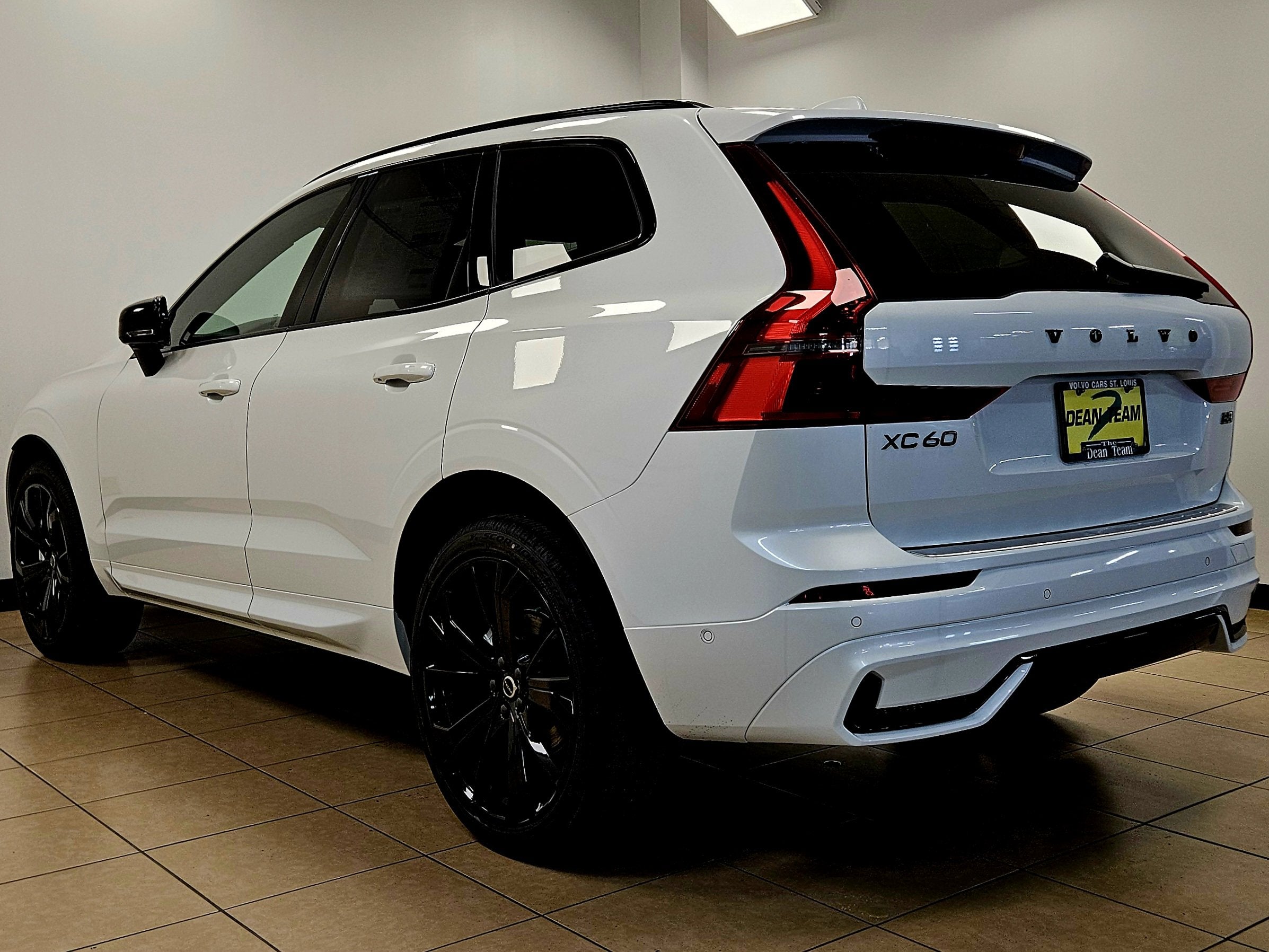 2026 Volvo XC60 Ultra Black Edition