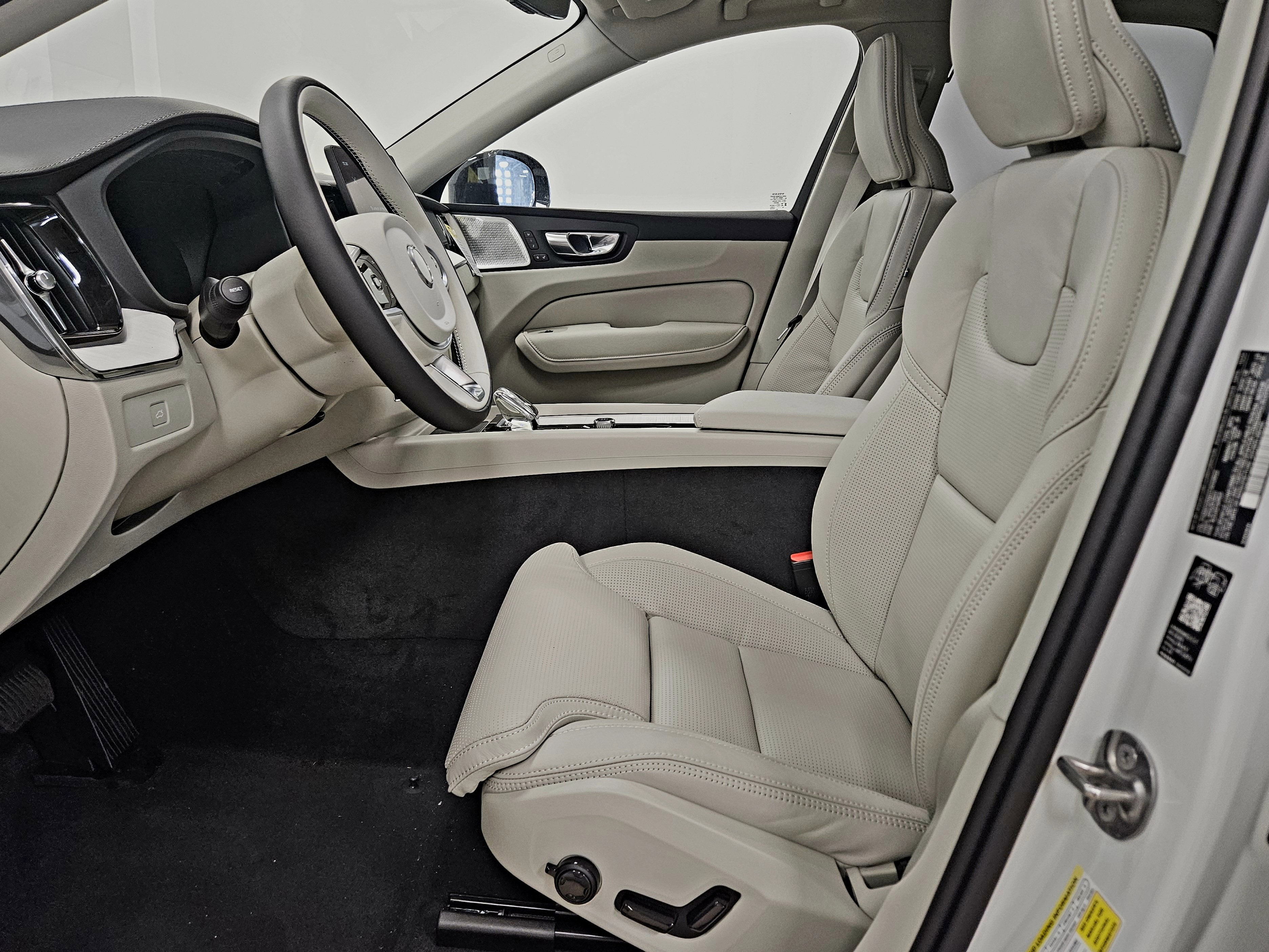 2026 Volvo XC60 Ultra