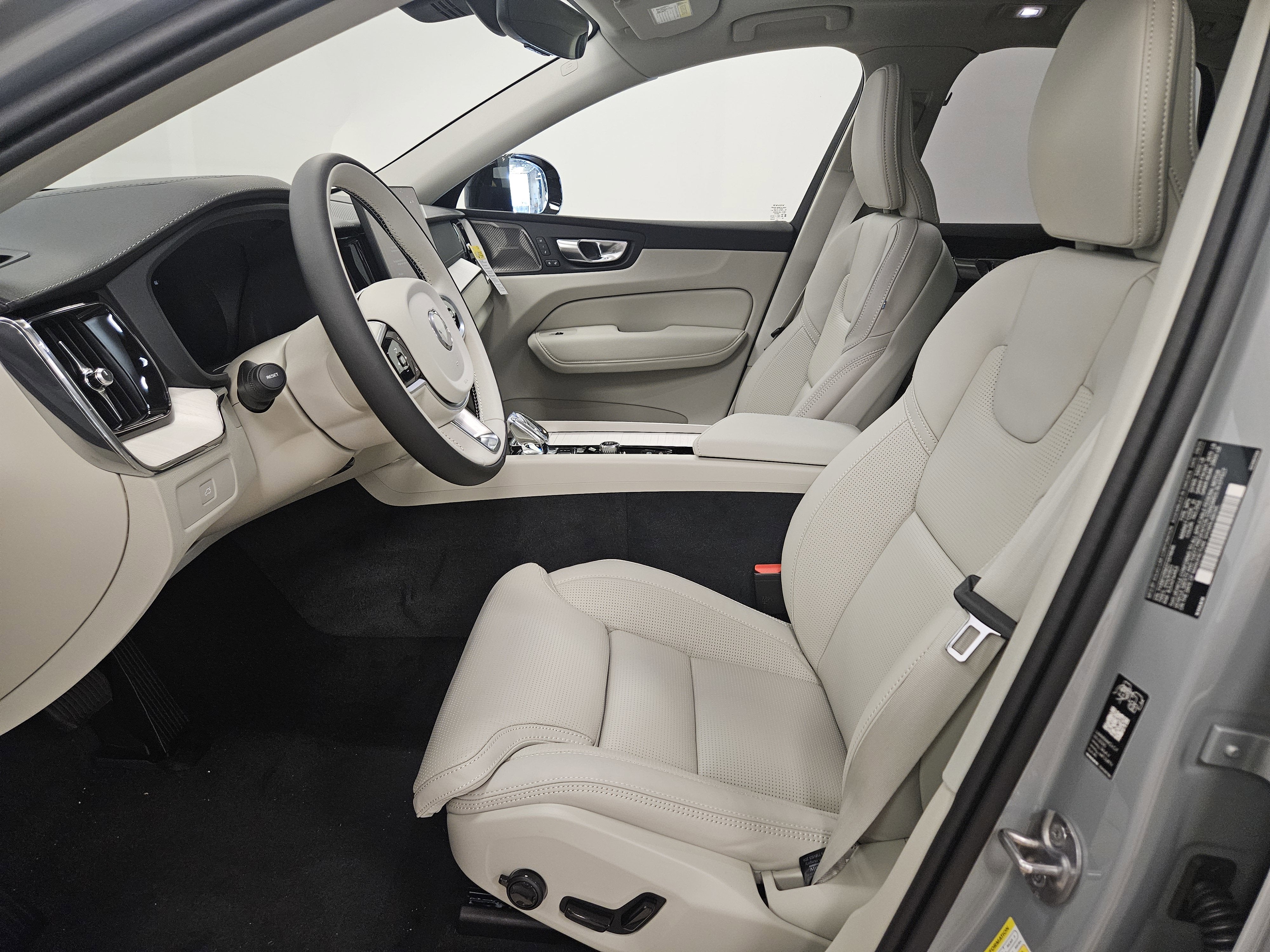 2026 Volvo XC60 Ultra