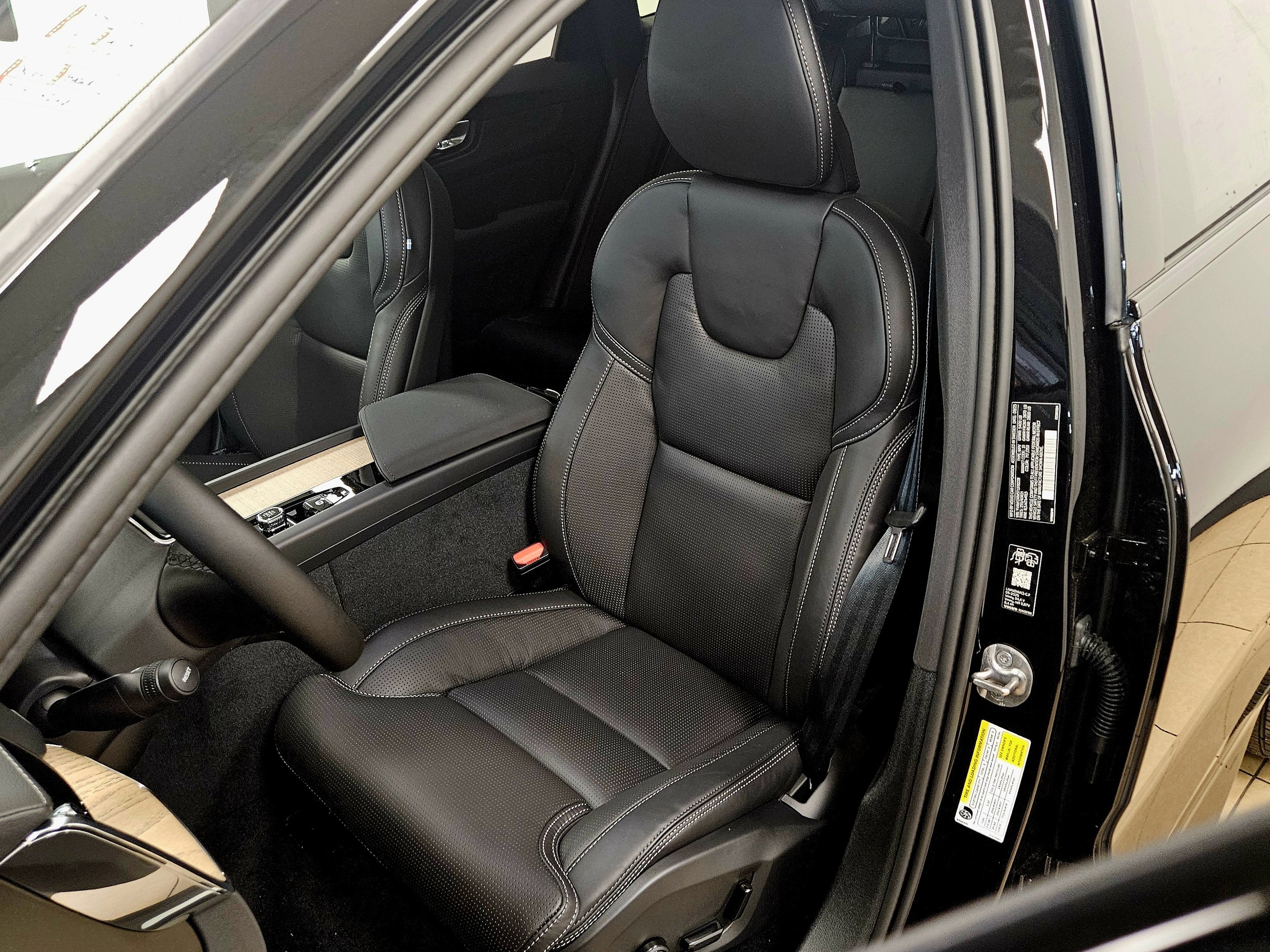 2026 Volvo XC60 Ultra