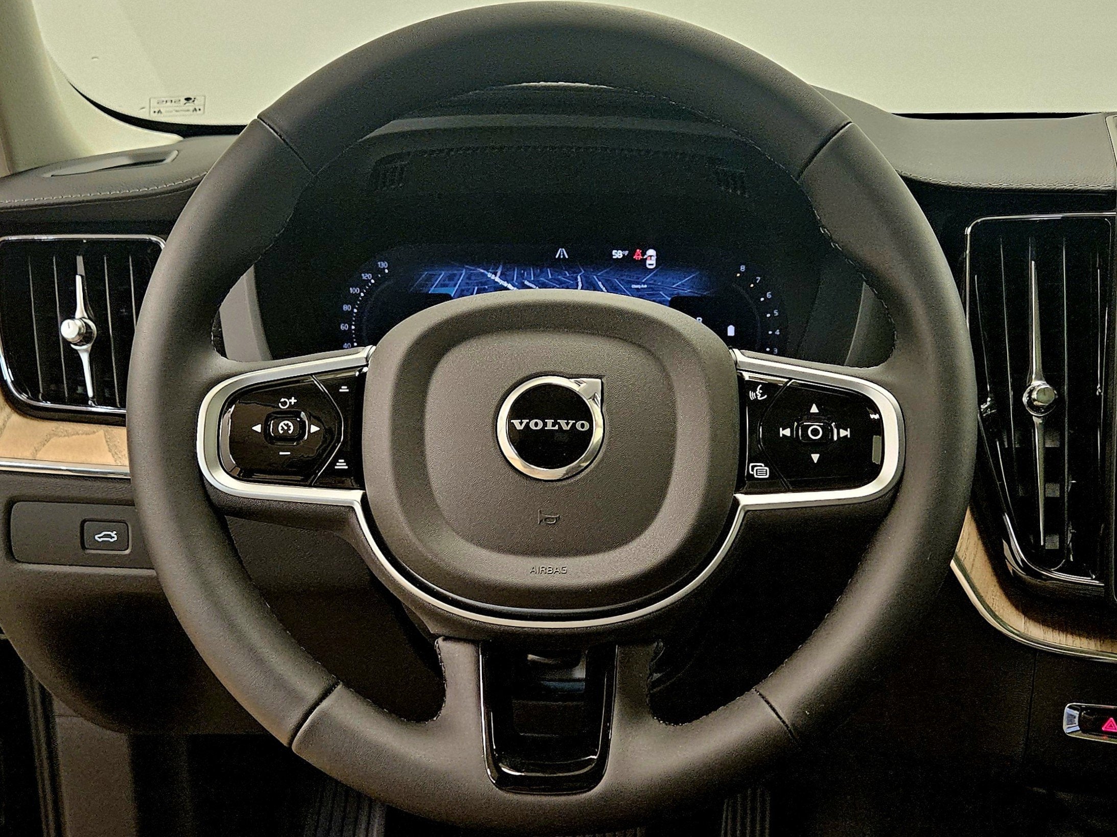 2026 Volvo XC60 Ultra