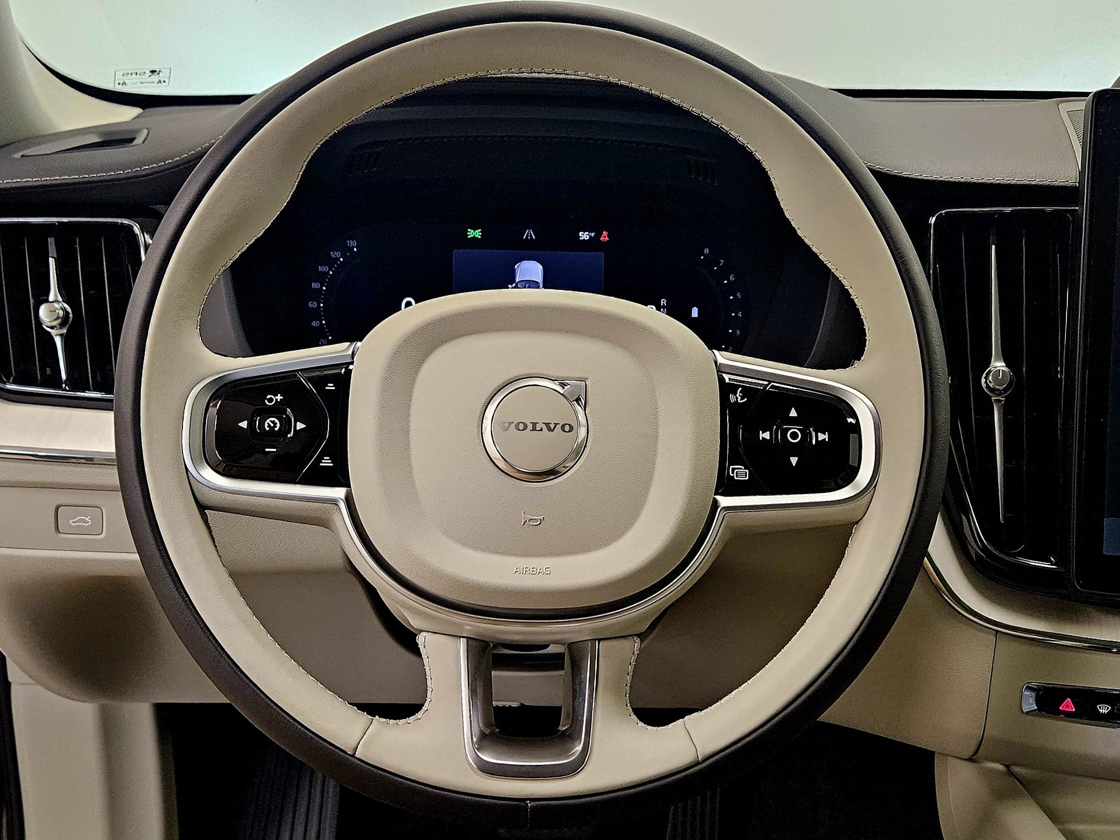 2026 Volvo XC60 Ultra