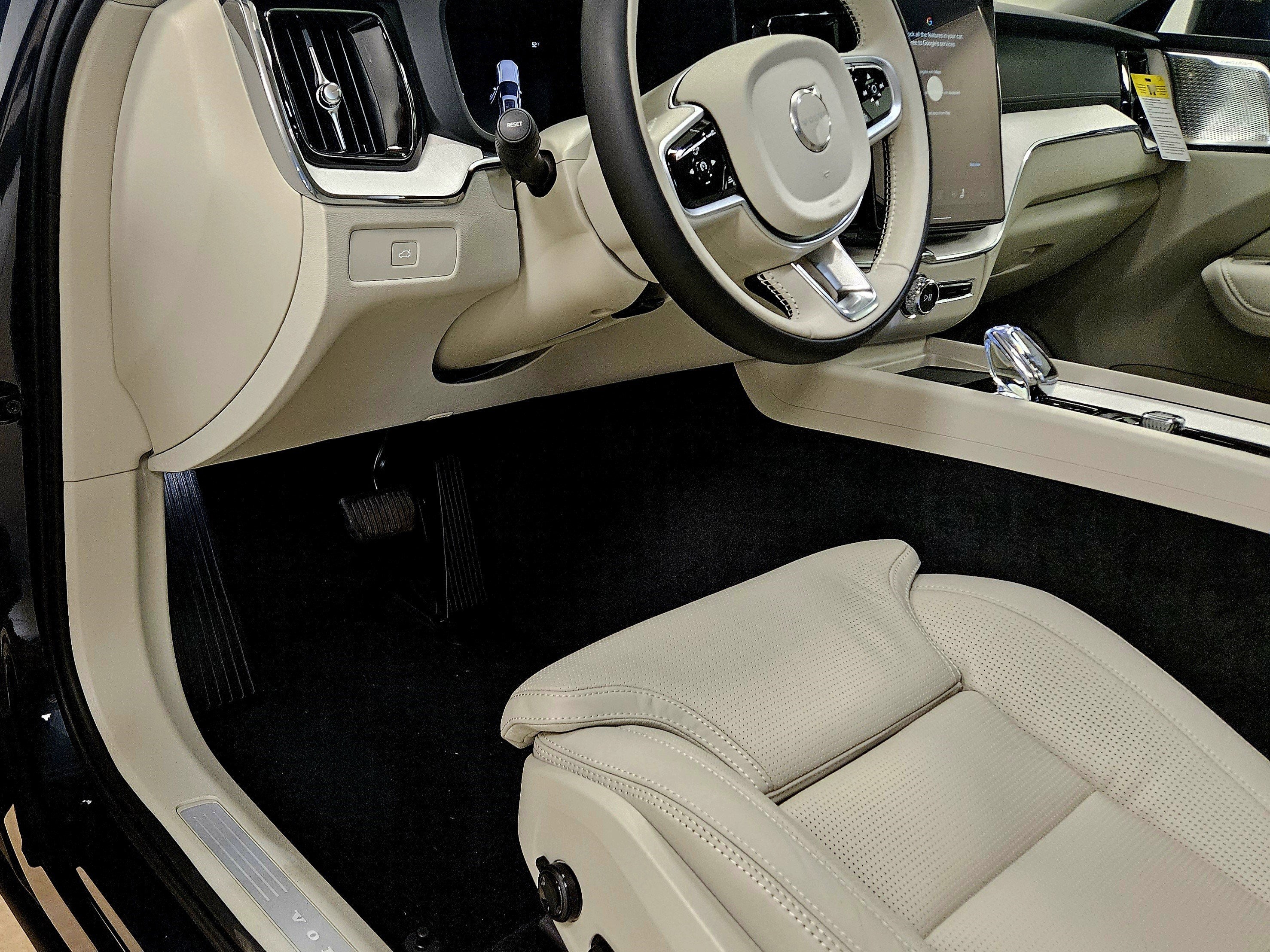 2026 Volvo XC60 Ultra