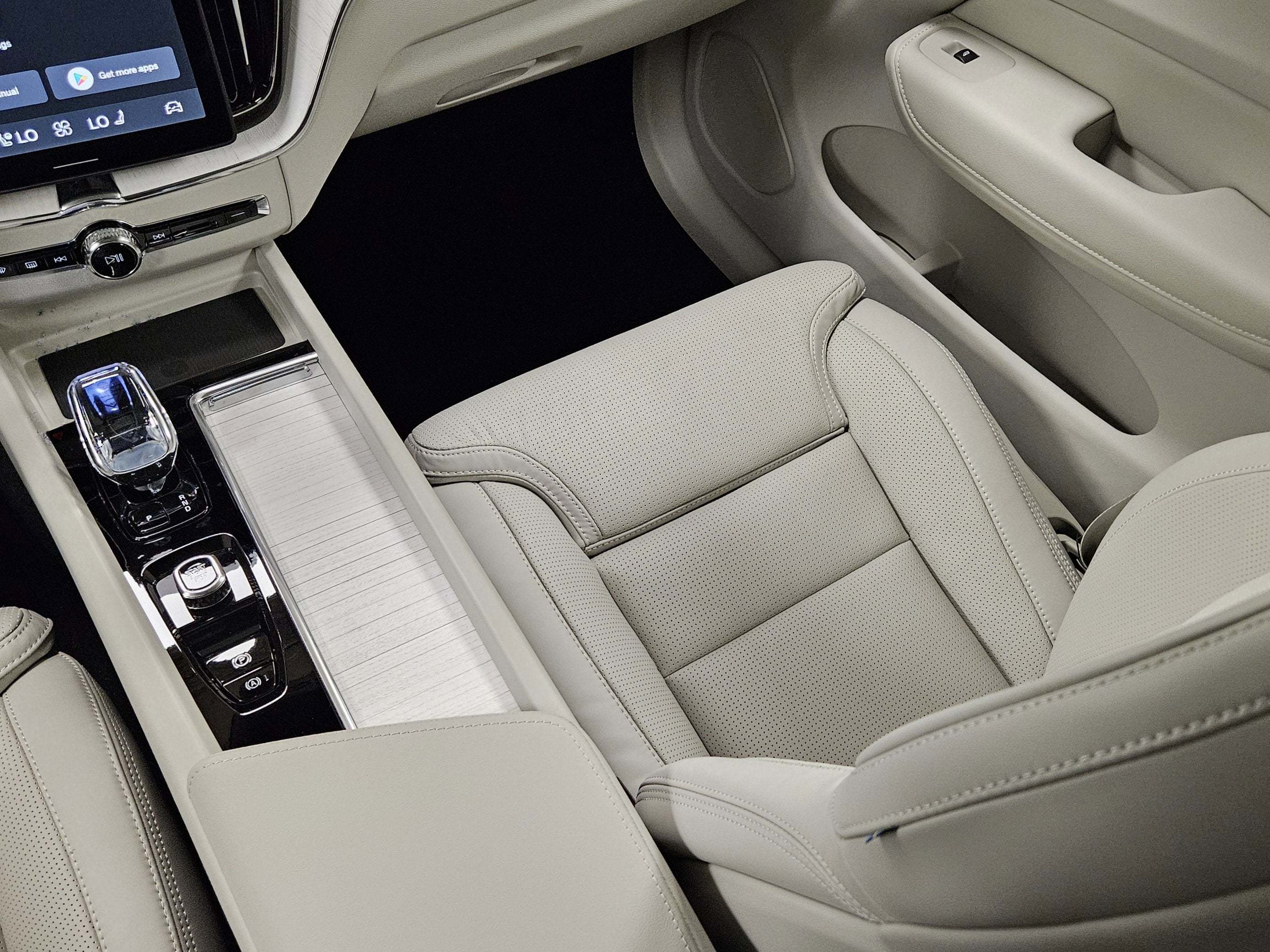 2026 Volvo XC60 Ultra