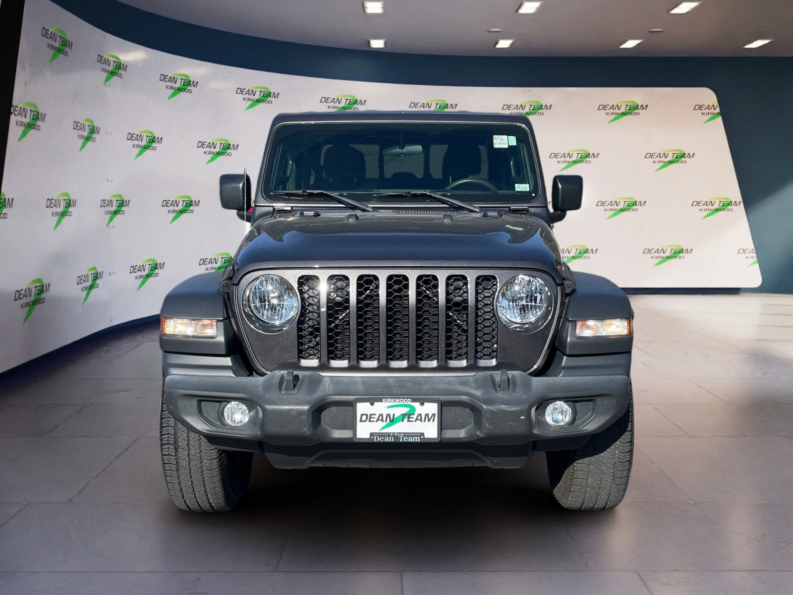 2020 Jeep Gladiator Sport