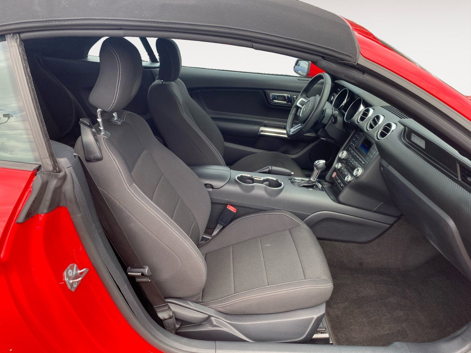 2015 Ford Mustang V6