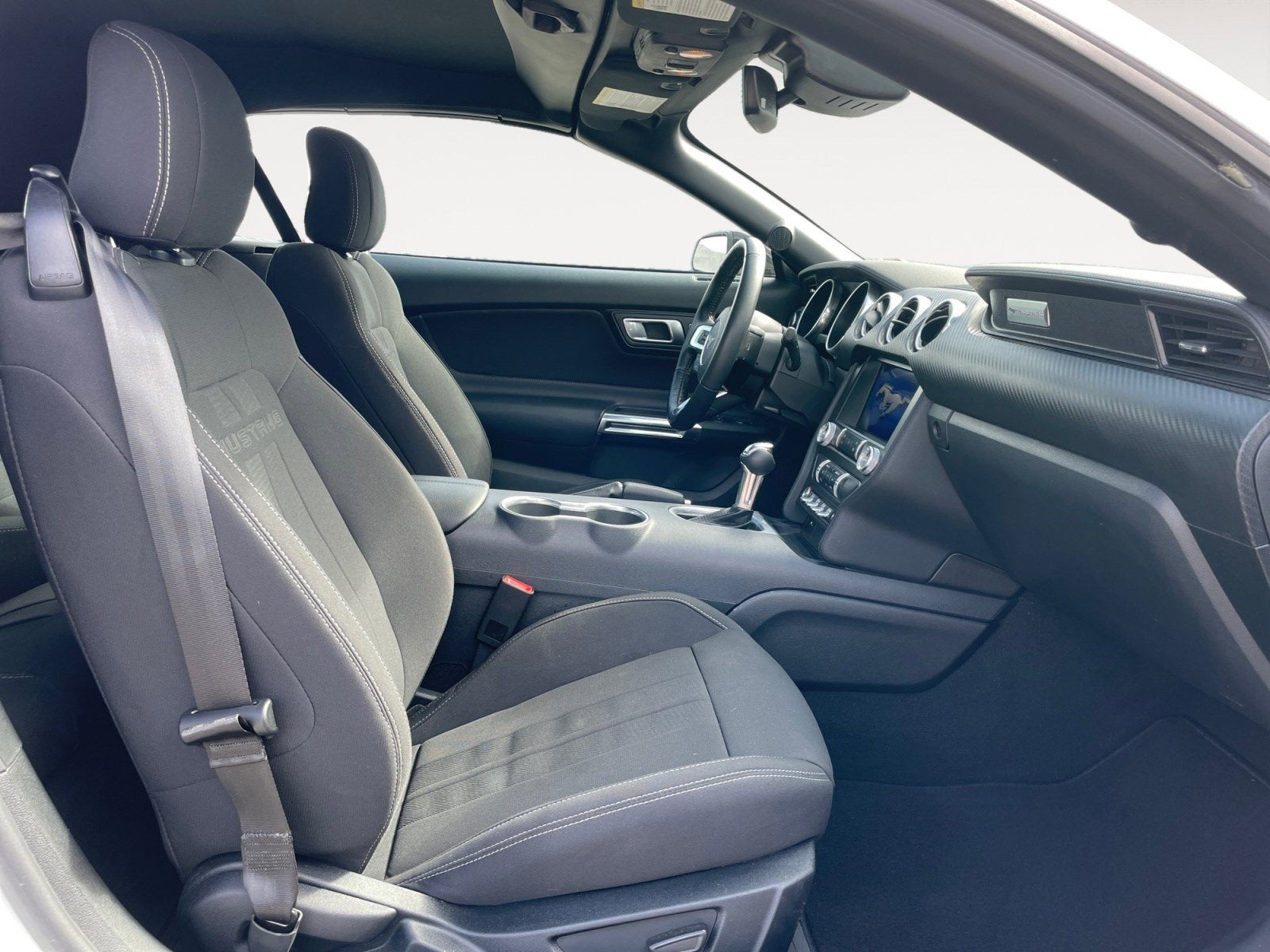 2022 Ford Mustang EcoBoost