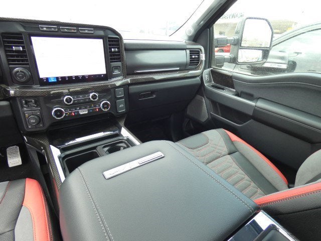 2024 Ford Super Duty F-250 SRW LARIAT