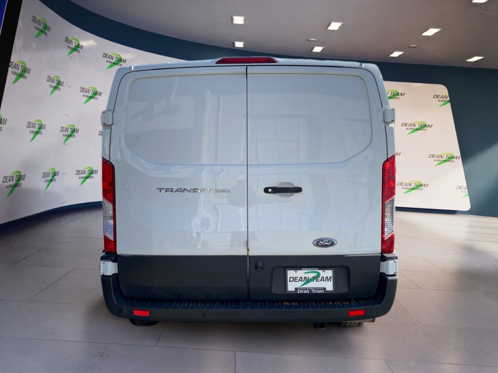 2020 Ford Transit Cargo Van T-250