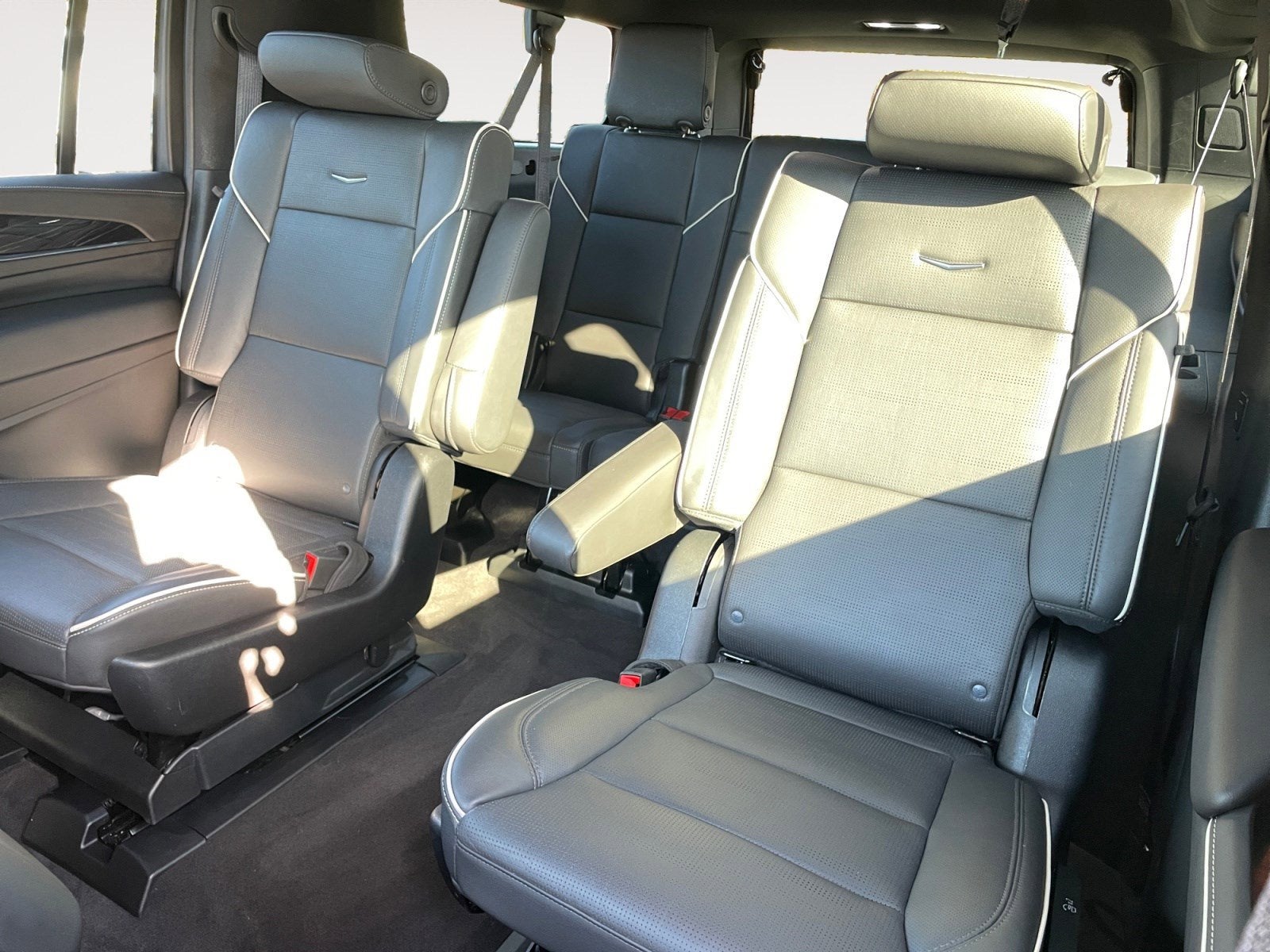 2024 Cadillac Escalade ESV 4WD Sport