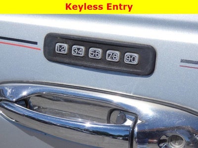 2001 Lincoln Town Car Cartier