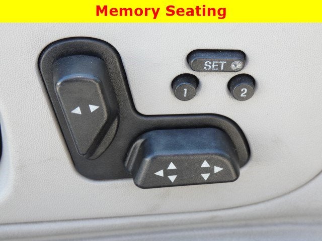 2001 Lincoln Town Car Cartier