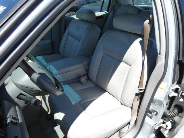 2001 Lincoln Town Car Cartier