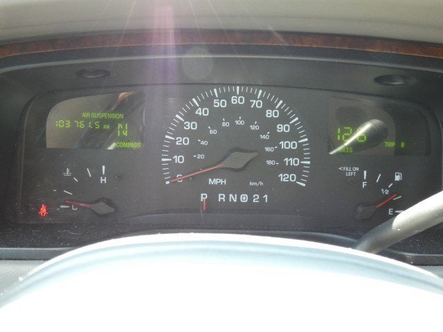 2001 Lincoln Town Car Cartier