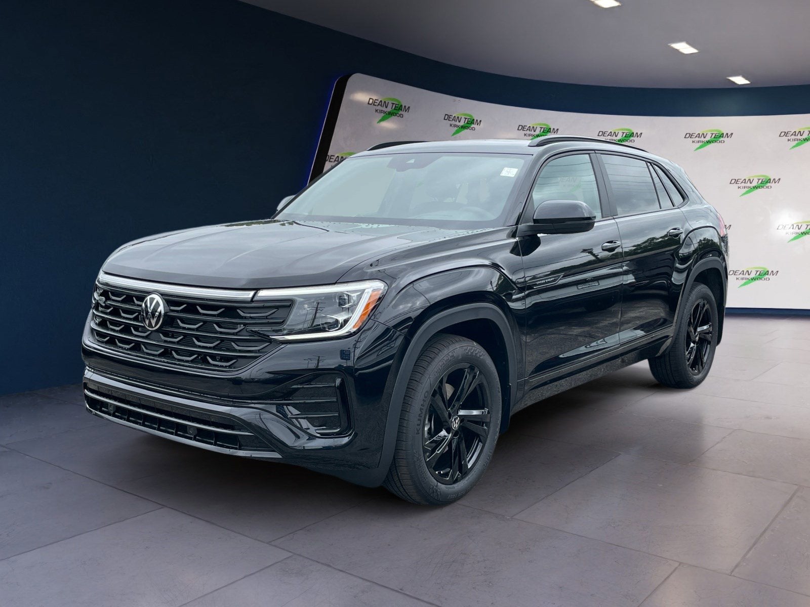 2026 Volkswagen Atlas Cross Sport 2.0T SEL R-Line Black