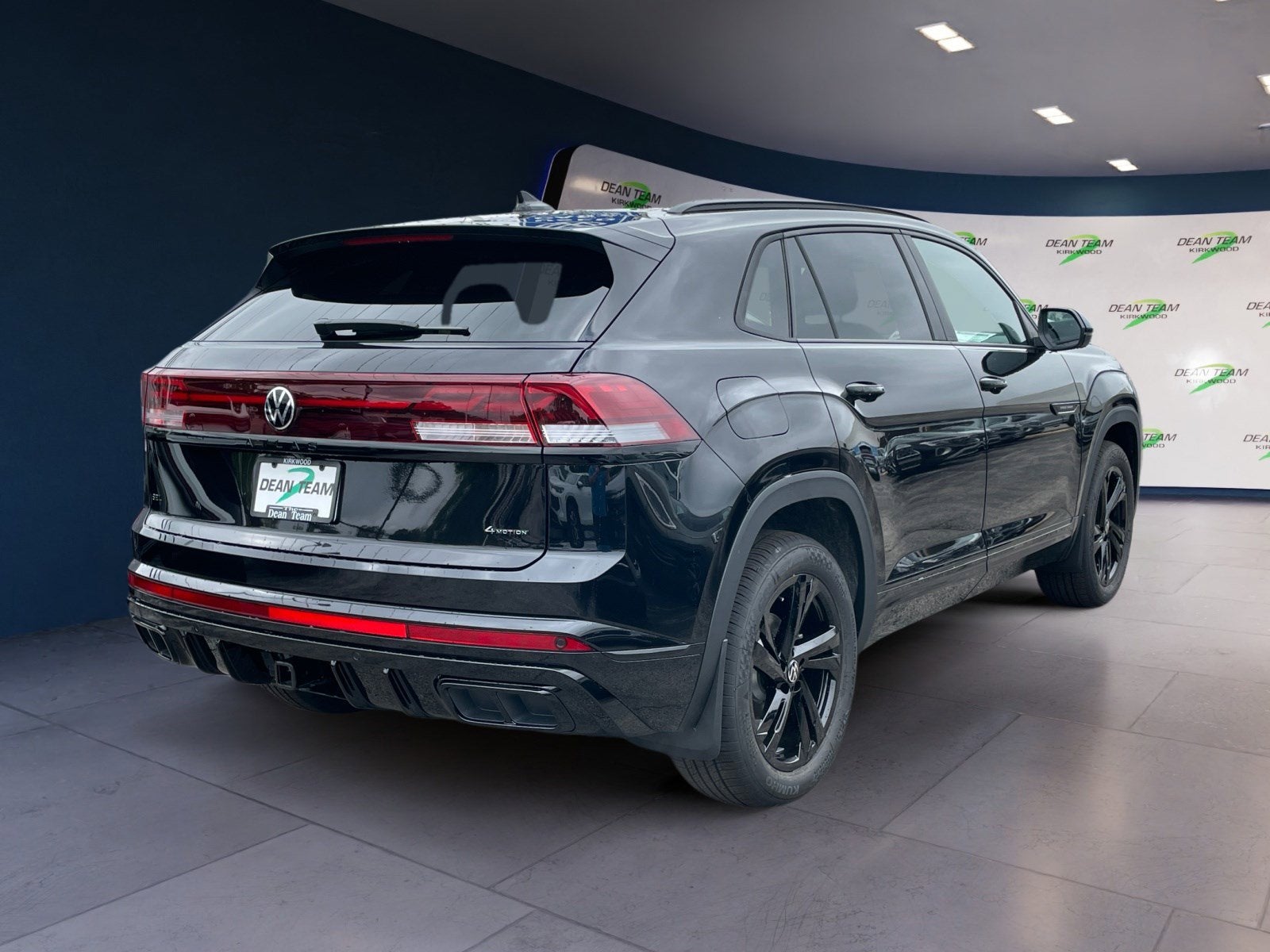 2026 Volkswagen Atlas Cross Sport 2.0T SEL R-Line Black