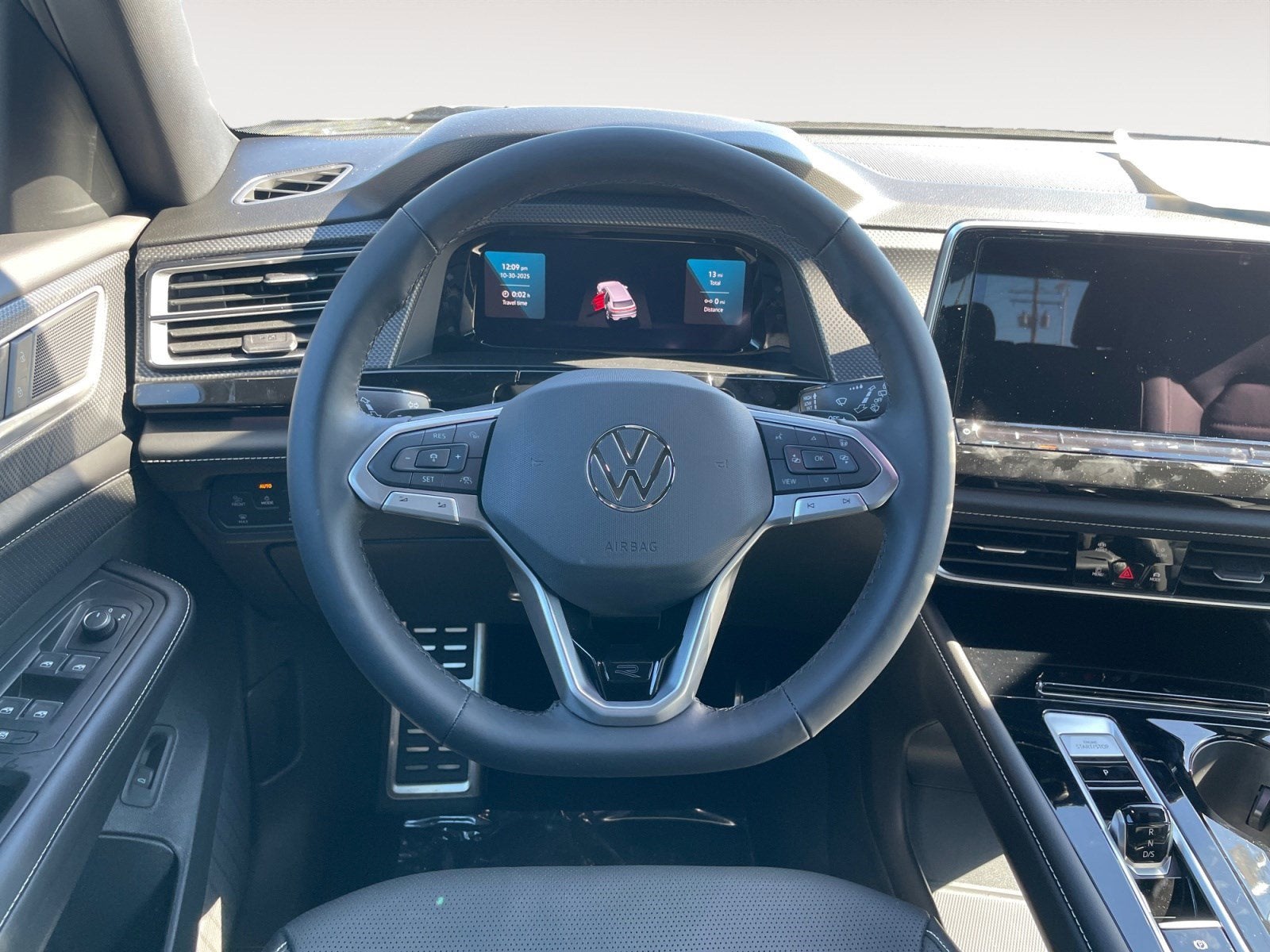 2026 Volkswagen Atlas Cross Sport 2.0T SEL R-Line Black