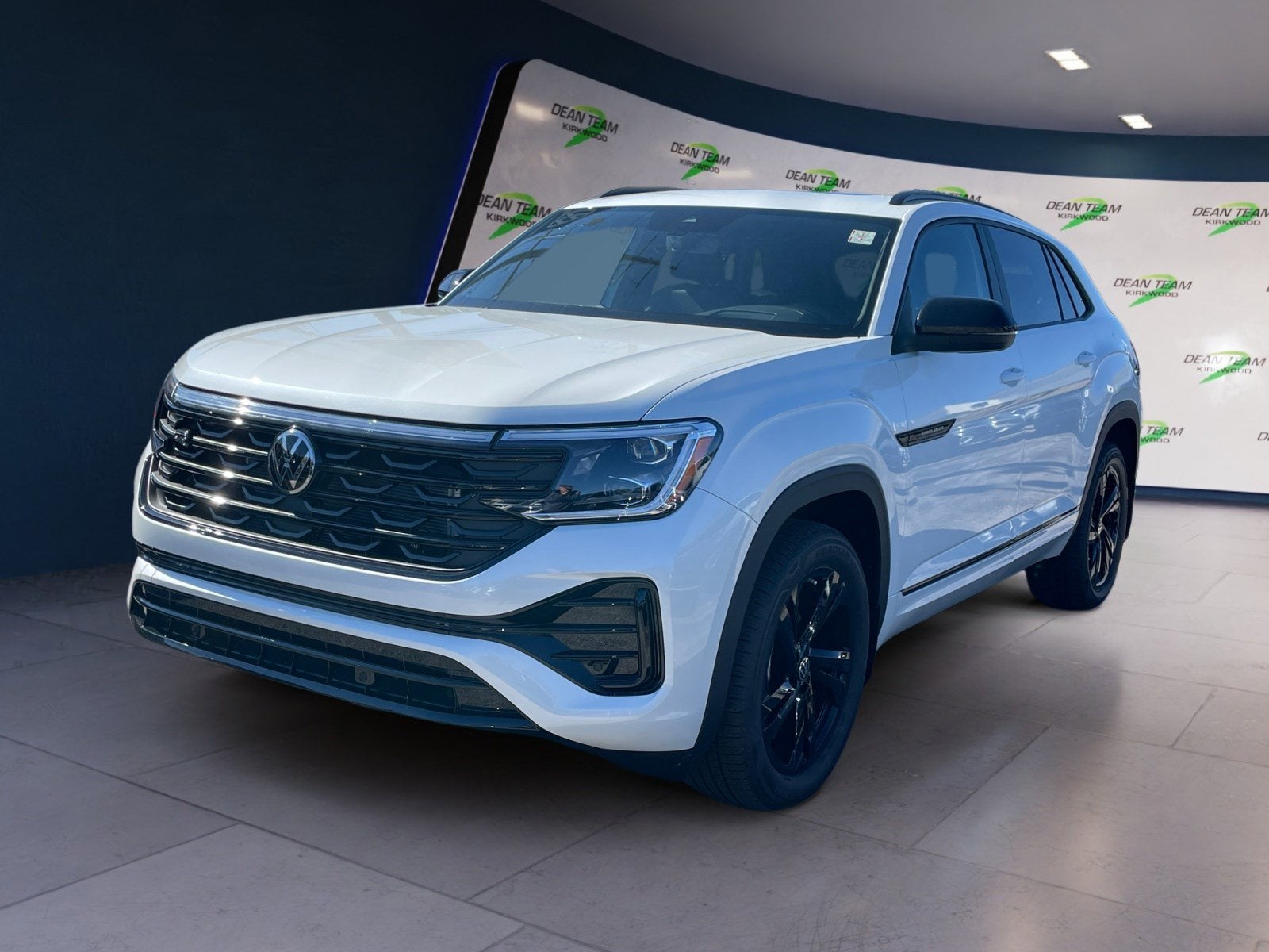 2026 Volkswagen Atlas Cross Sport 2.0T SEL R-Line Black