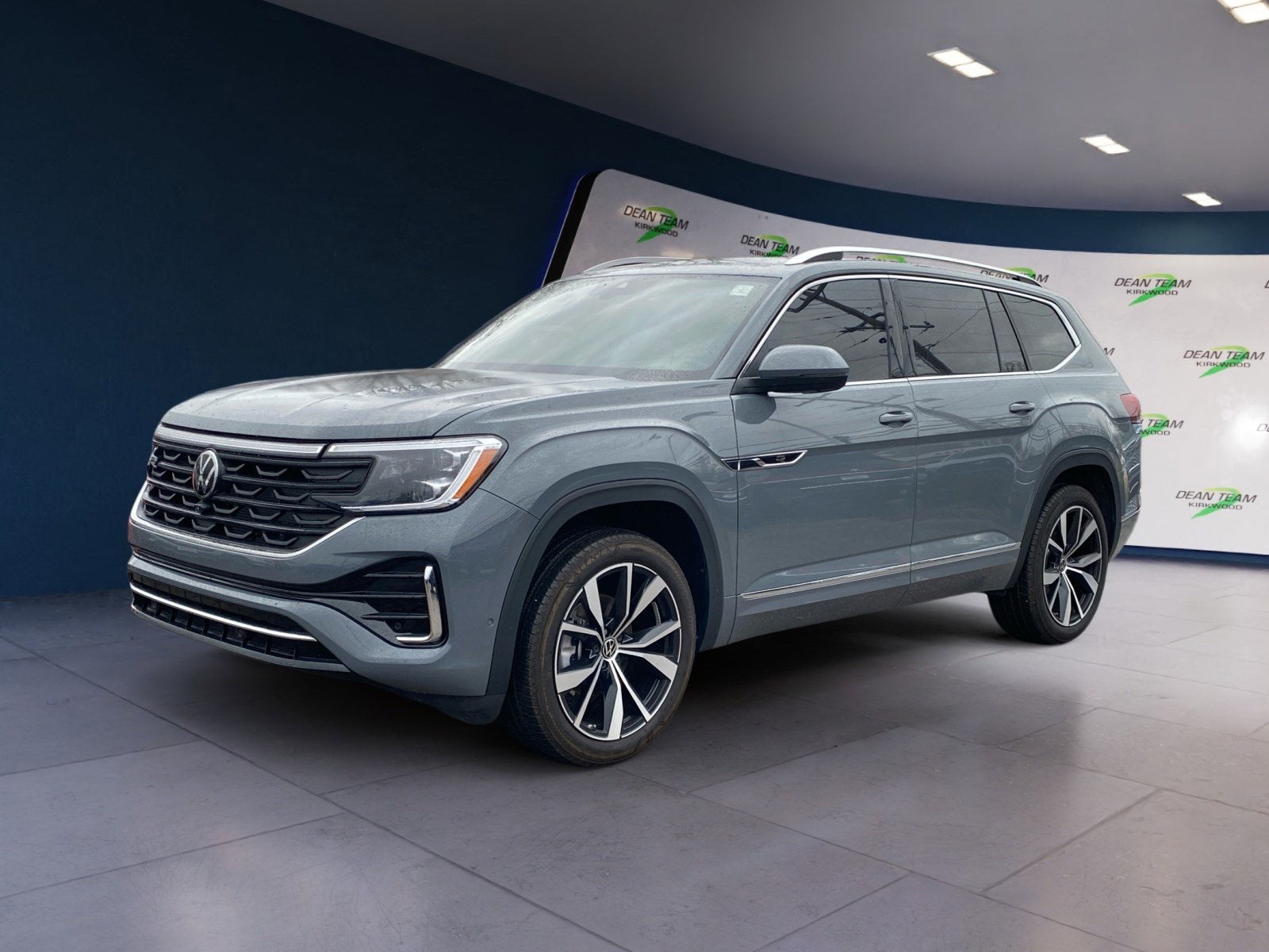 2025 Volkswagen Atlas 2.0T SEL Premium R-Line