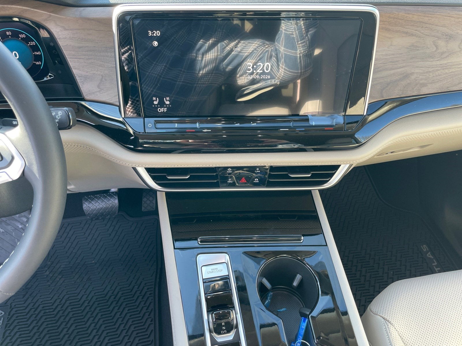 2026 Volkswagen Atlas 2.0T SE w/Technology