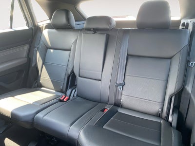 2022 Volkswagen Atlas Cross Sport 3.6L V6 SE with Technology