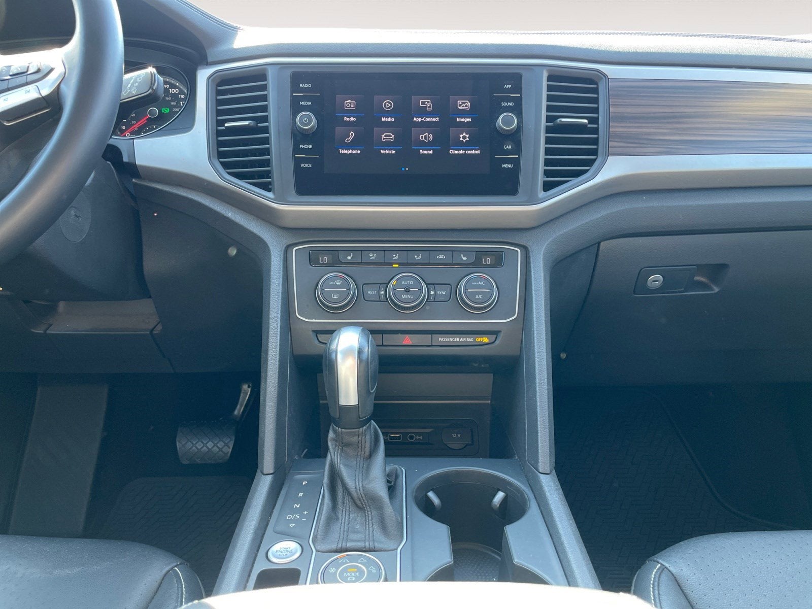 2021 Volkswagen Atlas 2.0T SE w/Technology